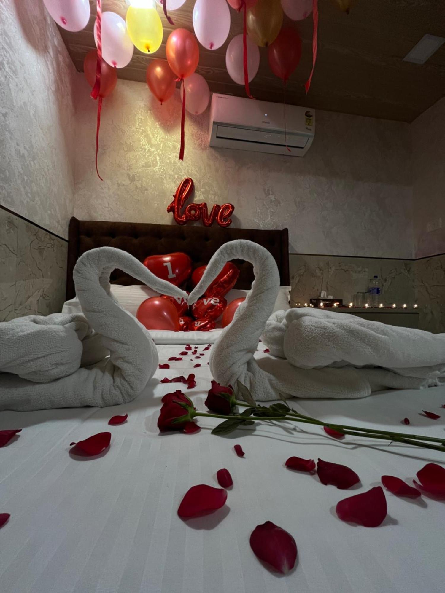 Hotel Newyork By Stayzy Rooms มุมไบ ภายนอก รูปภาพ